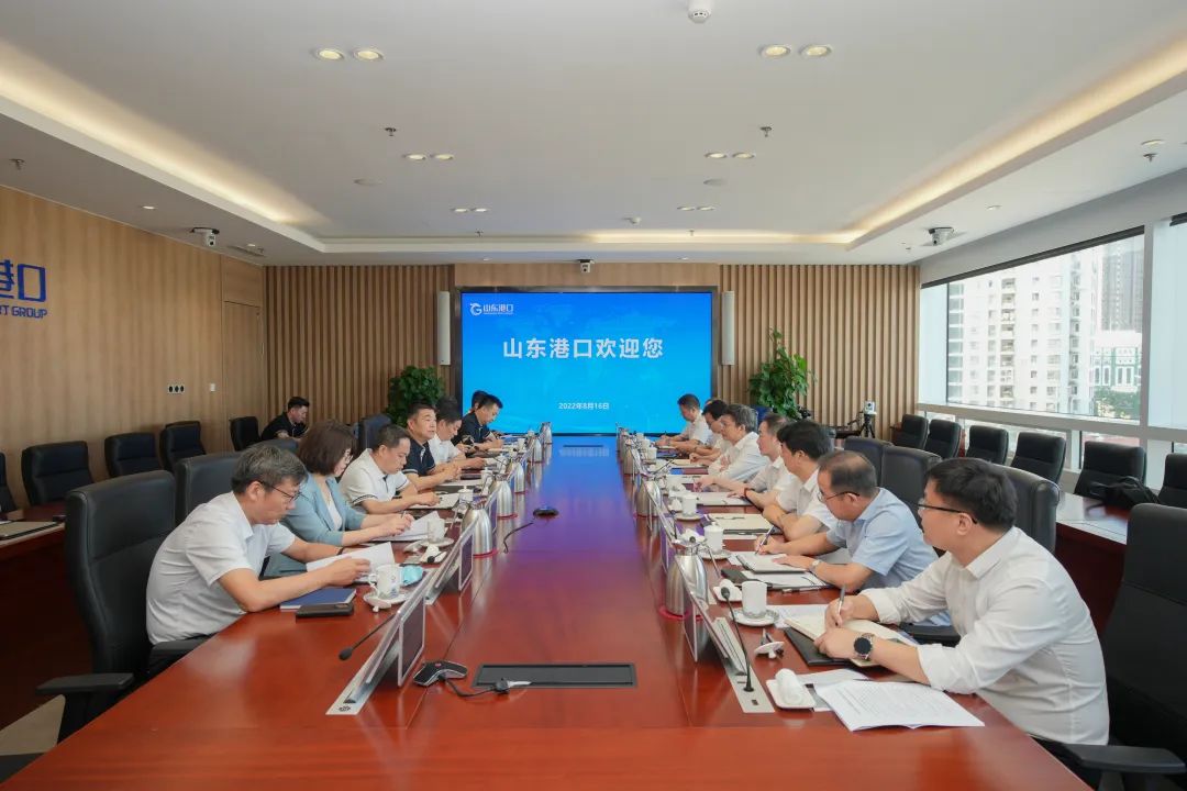 霍高原会见湖北港口集团党委书记、董事长涂山峰 霍高原会见湖北港口集团党委书记、董事长涂山峰